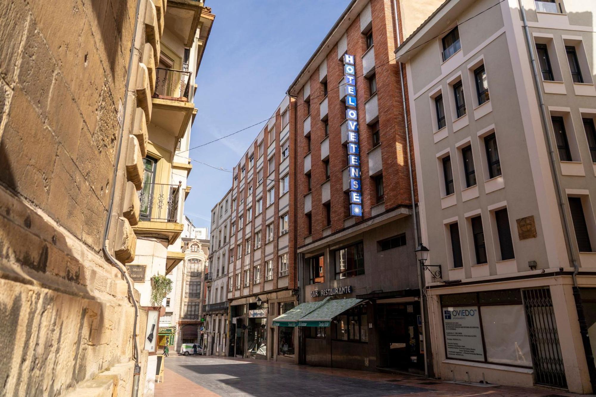 Hotel Ovetense Oviedo Eksteriør bilde